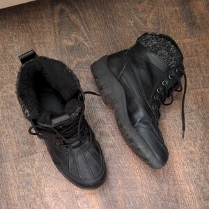 Denver Hayes Black Fur-Lined Boots